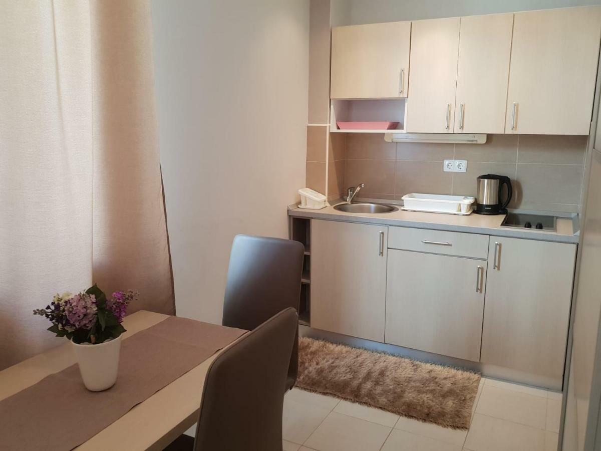 Guesthouse Marina Tučepi Eksteriør bilde