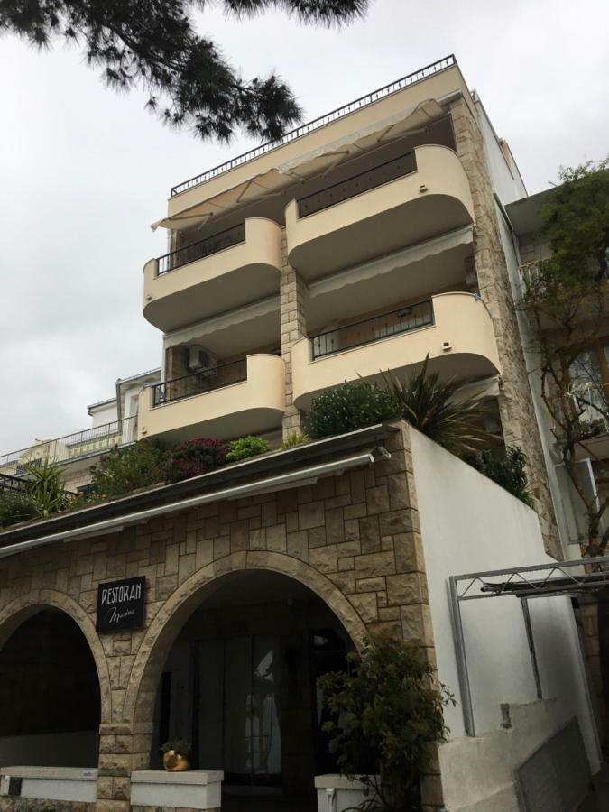 Guesthouse Marina Tučepi Eksteriør bilde